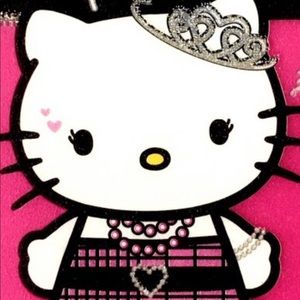 Meet your Posher, Camille